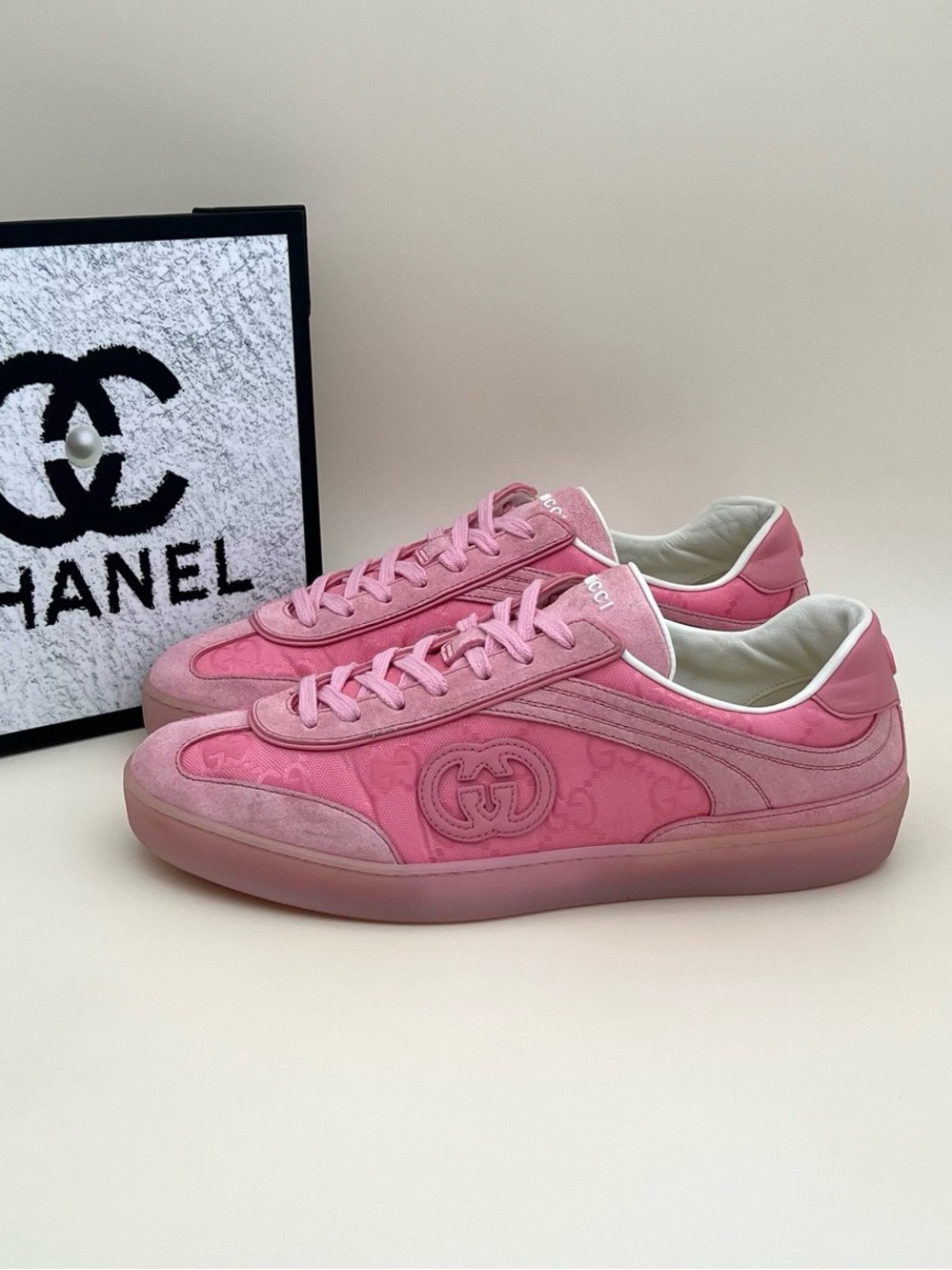 Gucci Pink Low-Top Suede & Leather Sneakers